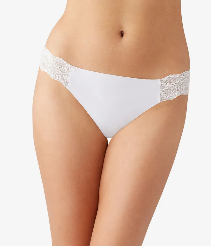 Wacoal Thong * b.bare Thong White