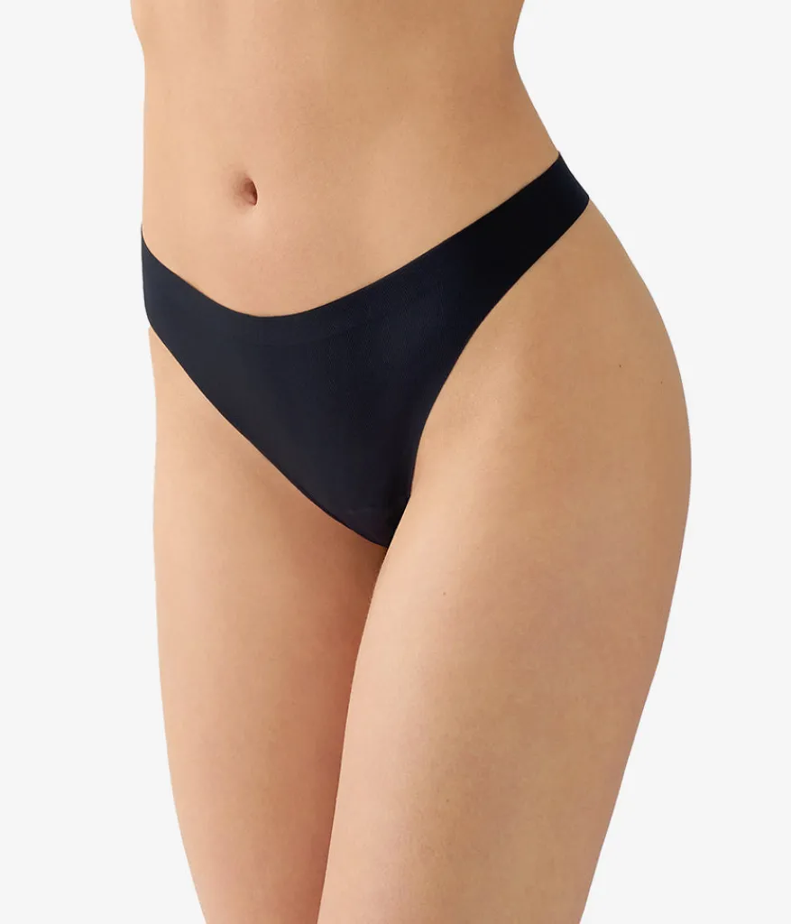 Wacoal Thong * b.wow'd odern Thong Night