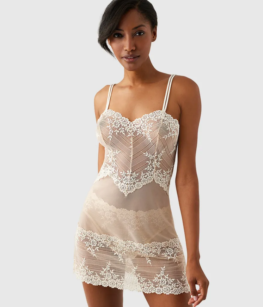 Wacoal Chemises & Bodysuits * Ebrace ace® Cheie Sand/Ivory