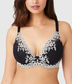 Wacoal Lace * Embrace Lace® Plunge Bra Black