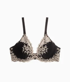 Wacoal Lace * Embrace Lace® Plunge Bra Black