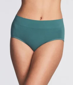 Wacoal Brief|Seamless * Feeing Fexibe Brief Silver Pine