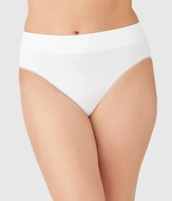 Wacoal Hi-Cut|Seamless * Feeing Fexibe Hi-Cut White