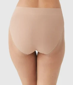 Wacoal Hi-Cut|Seamless * Feeing Fexibe Hi-Cut Roebuck