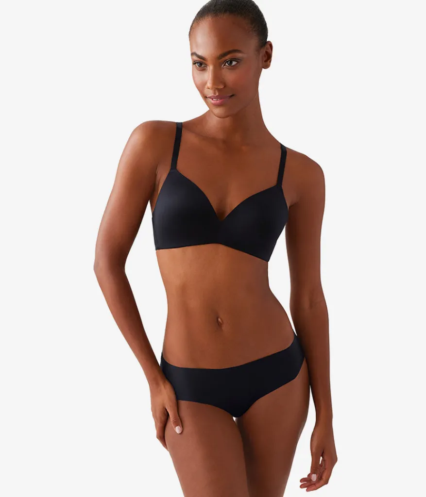 Wacoal Racerback/Convertible|Seamless * Future Foundation Wire Free T-Shirt Bra Night