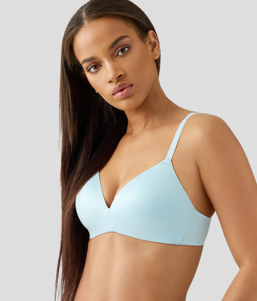 Wacoal Racerback/Convertible|Seamless * Future Foundation Wire Free T-Shirt Bra Blue Glow