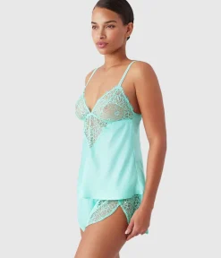 Wacoal Camis & Tanks * It' On Cai Cabbage