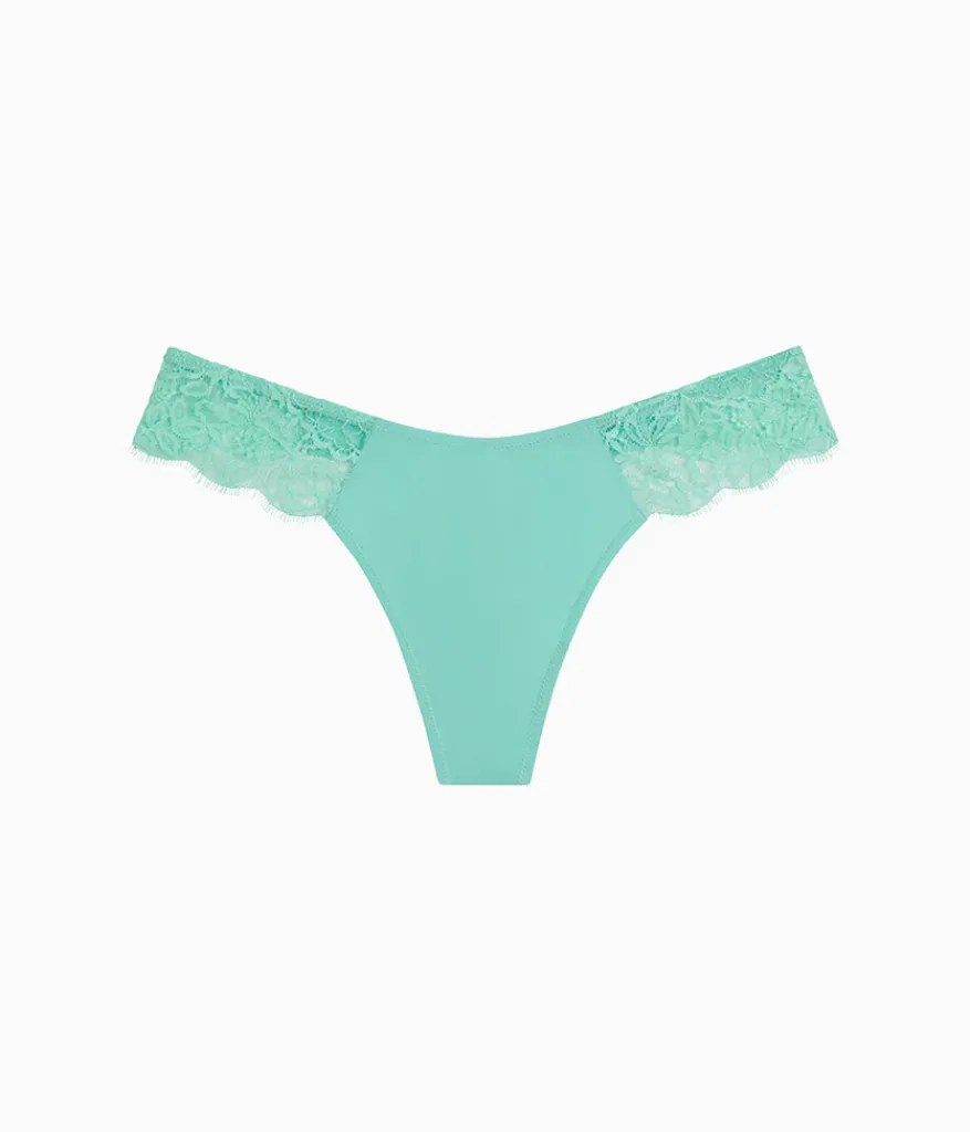 Wacoal Thong * It' On Thong Cabbage