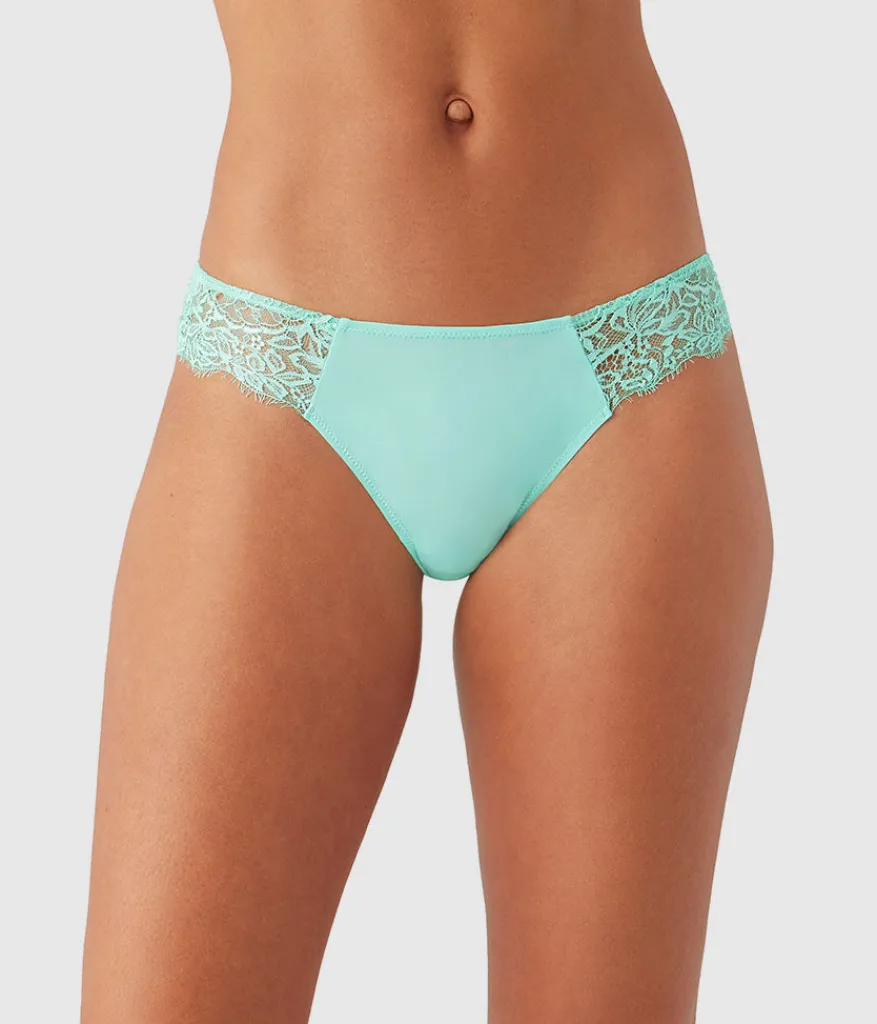 Wacoal Thong * It' On Thong Cabbage