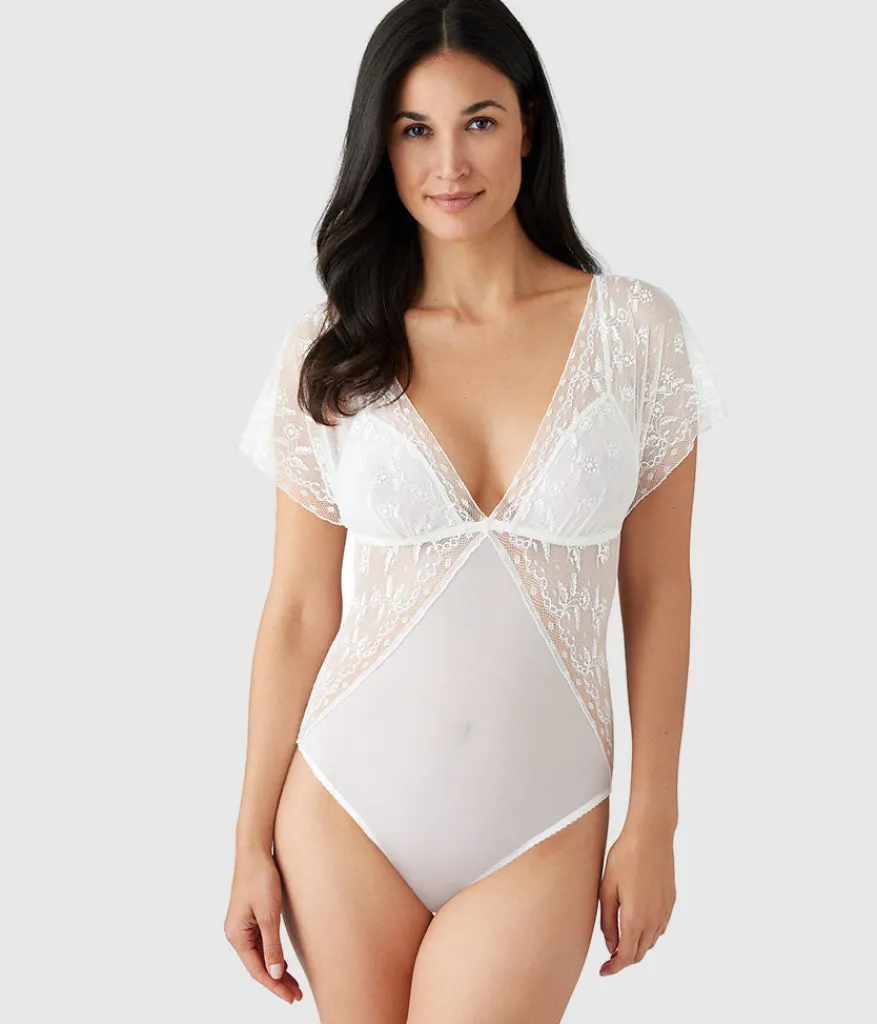 Wacoal Chemises & Bodysuits * ifted In uxury Bodyuit Egret