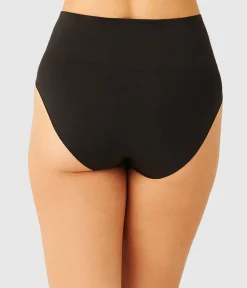 Wacoal Hi-Cut|Shaping Hi-Cut * ooth erie™ haping Hi-Cut Black