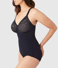 Wacoal Body Briefers|Underwire * Visual Effects Body Briefer with Minimizer Bra Black